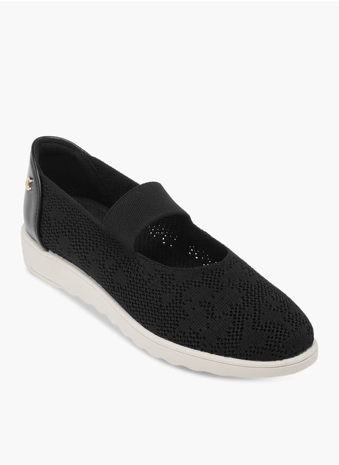 Le Confort Women Textured Flyknit Shoes with Elasticated Strap  - Image 2