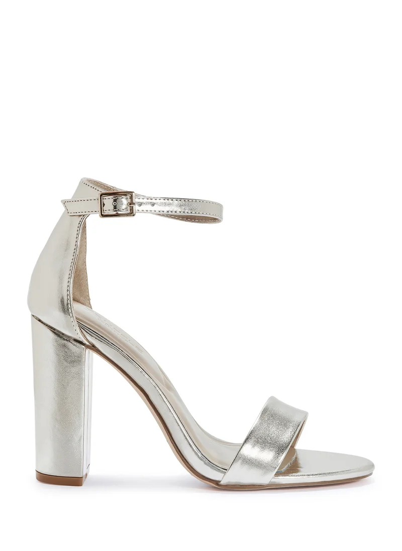 ترافل من نمشي Ankle Strap High Block Heel Sandal