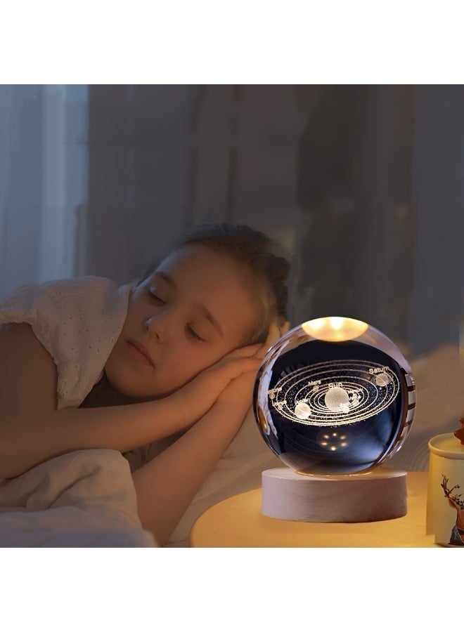 ابتكار كرة كريستال مضيئة صغيرة بتصميم مجرة ثلاثي الأبعاد مع قاعدة خشبية – مصباح LED للديكور المكتبي وهدية للأطفال - Image 2