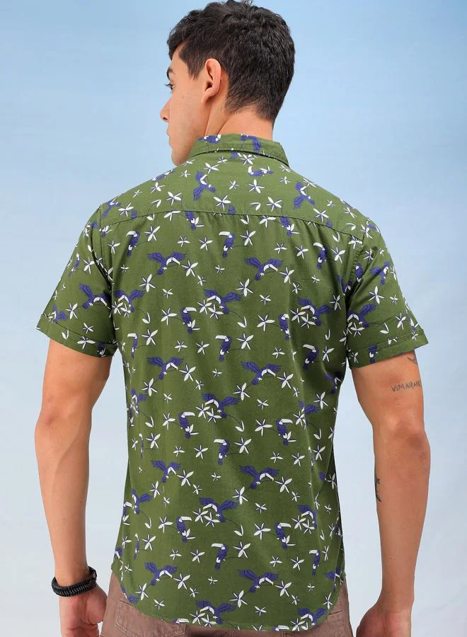 شركة المرآب الهندية Men Slim Fit Tropical Half Sleeves Spread Collar Resort Wear Shirt