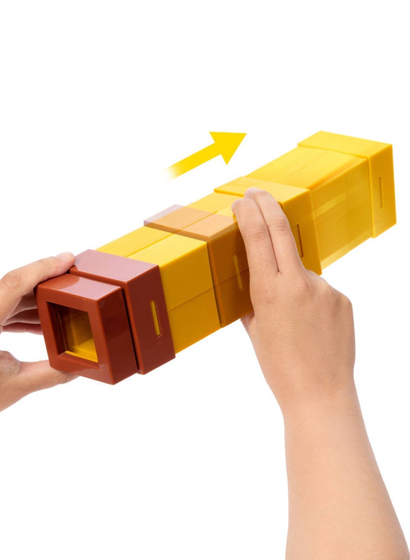 MINECRAFT Pixel Spyglass Toy with Pixelating Viewing Lens, Kid-Sized Accessory for Role-Play & Costumes - Image 4