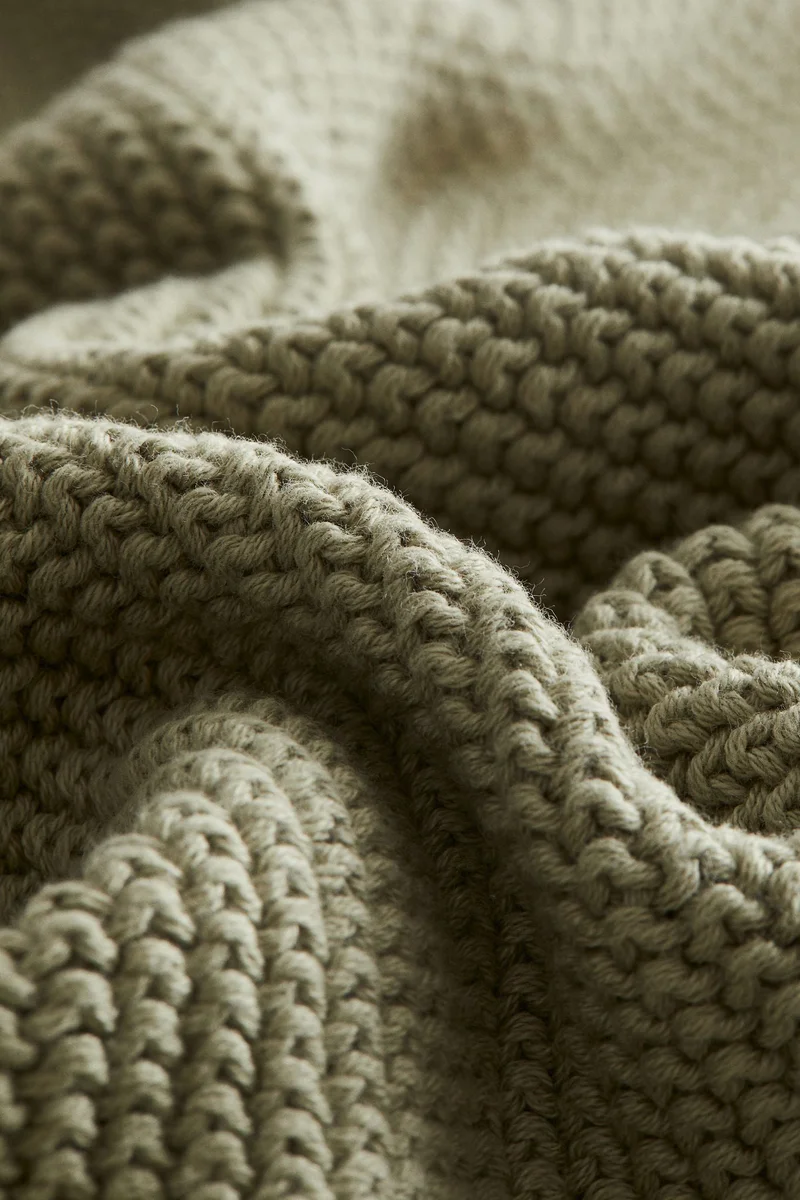 H&M Moss-Stitched Cotton Blanket