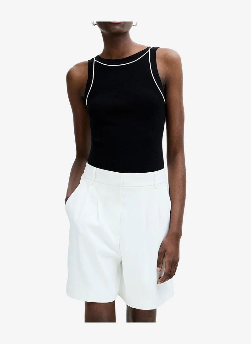 French Connection  Women's Sum Wht Harry Suiting Bermuda Shorts for Women | Best Price UAE