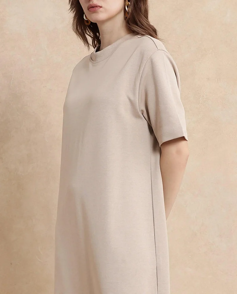 Rareism Women's Round Neck Solid Knit Dress