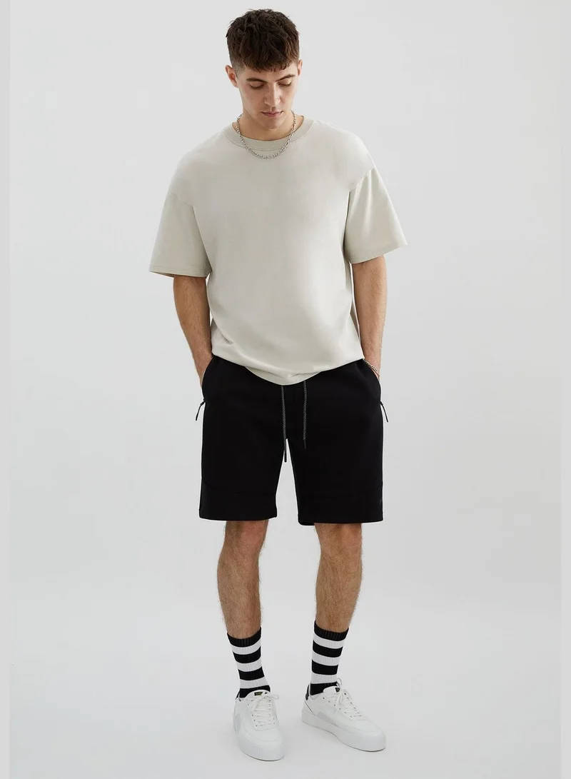 PULL&BEAR Bermuda jogging shorts with zips