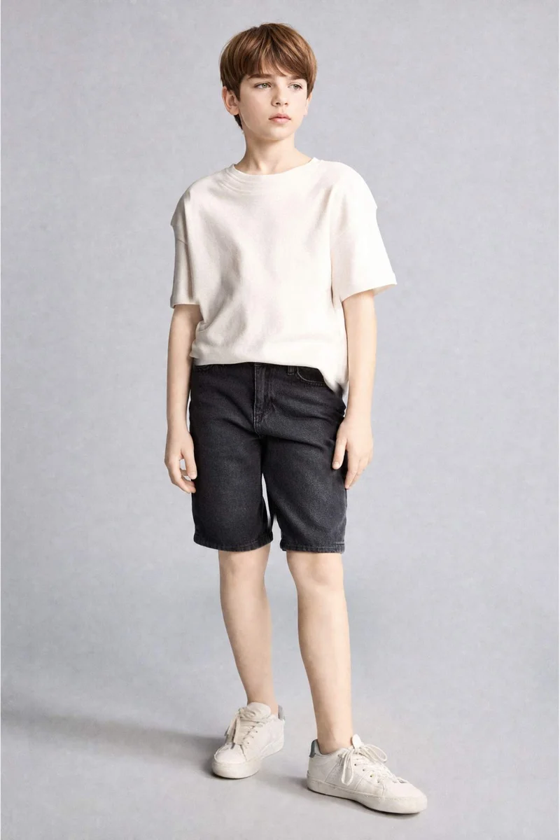 ديفاكتو Boy Regular Fit Shorts