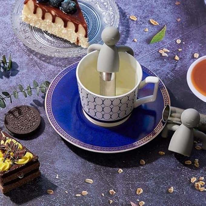 SWIUKPHE عبوة من قطعتين من مصفاة الشاي المصنوعة من الفولاذ المقاوم للصدأ مع كرة فلتر شبكية دقيقة لأوراق الشاي السائبة، مصفاة عالمية للأكواب وأباريق الشاي، لون رمادي - Image 5