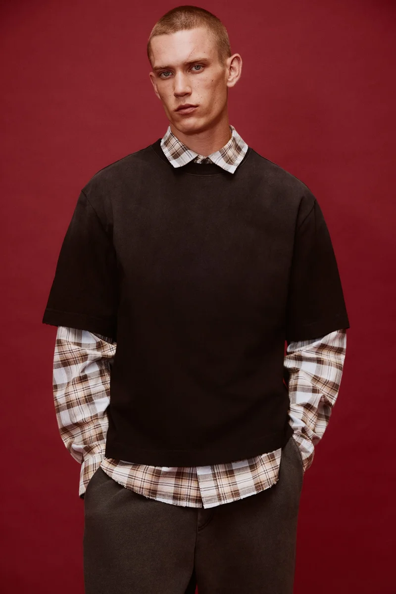 اتش اند ام تي-شيرت بقصة فضفاضة