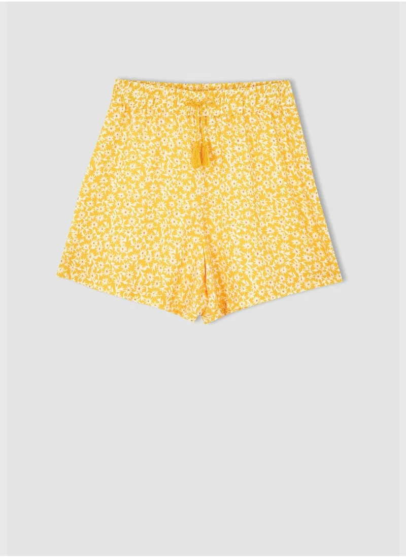 ديفاكتو Relax Fit Floral Patterned Shorts