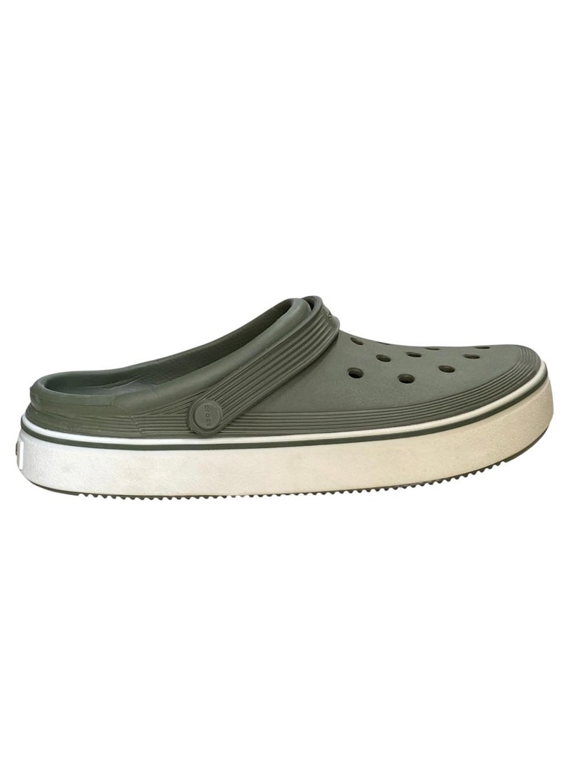 Crocs are comfortable - Image 2