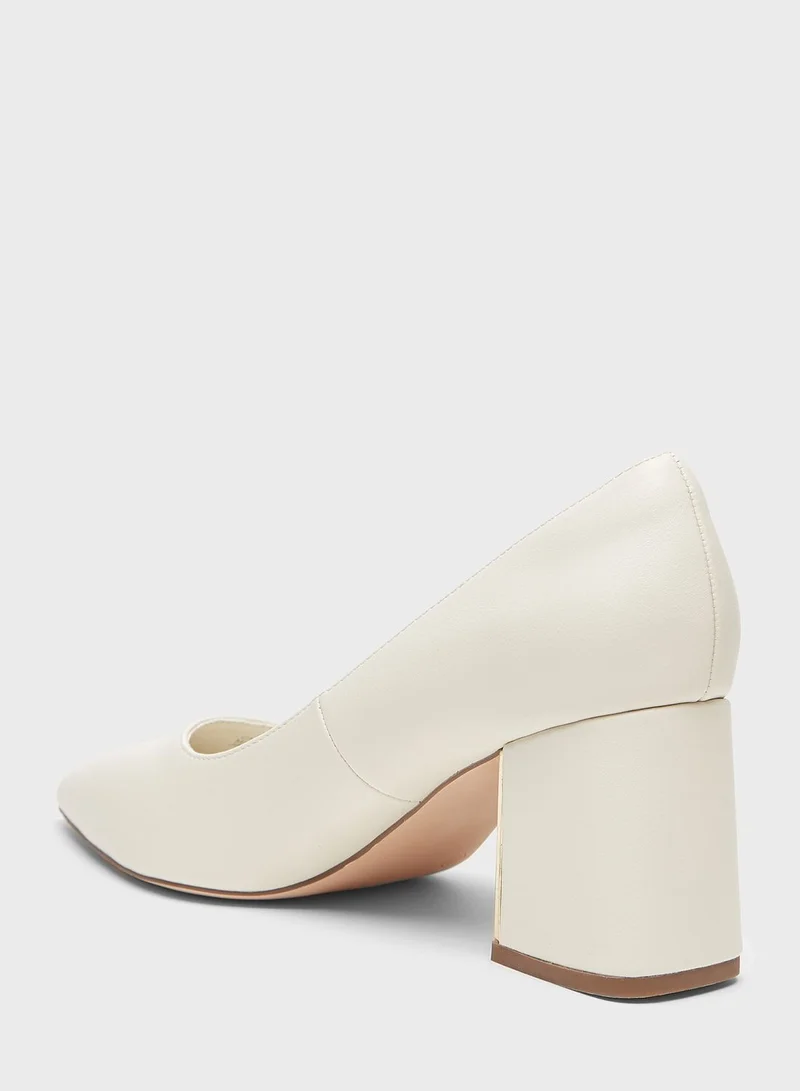 ELLE Pointed Toe Pumps