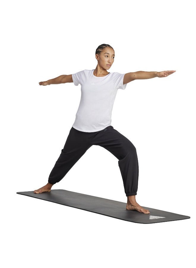 اديداس تيشيرت موشن إس تي أبيض بأكمام قصيرة للنساء - Image 4