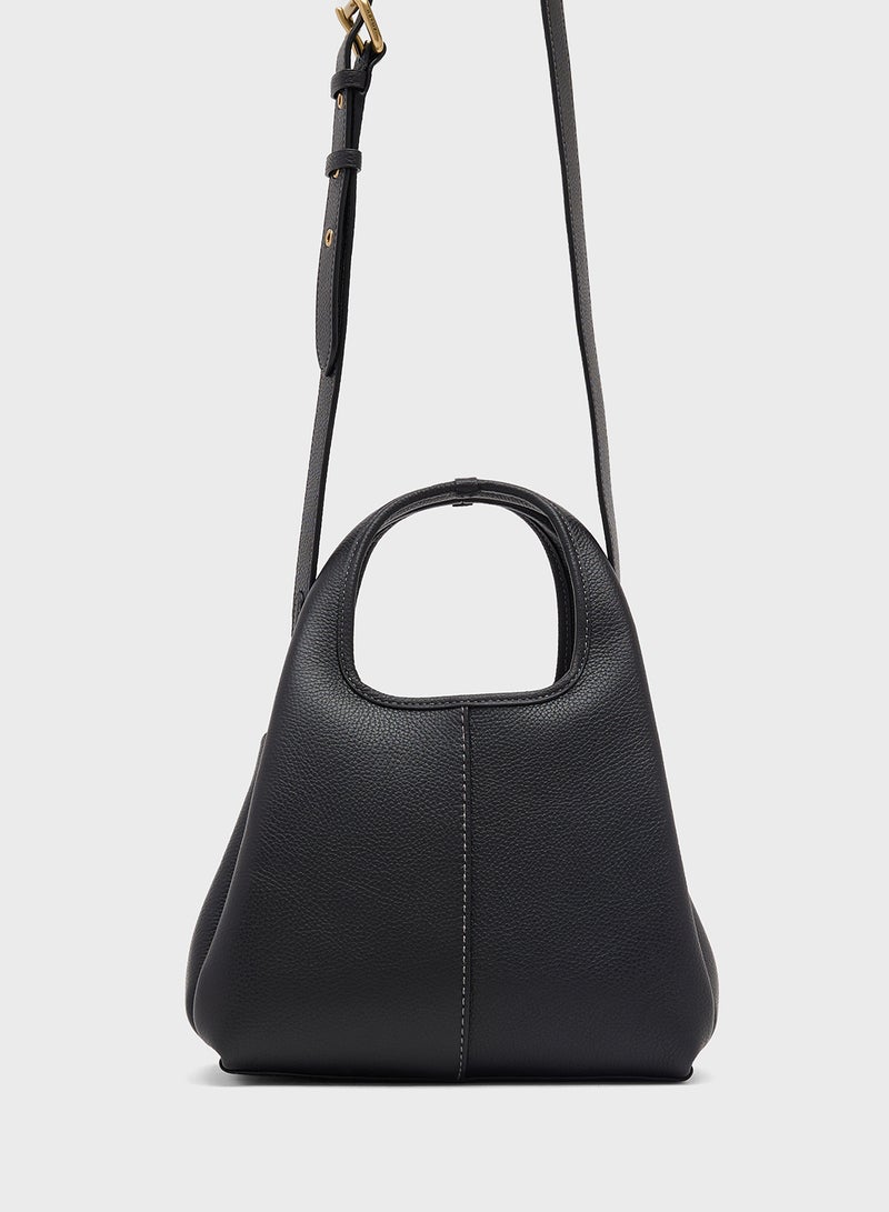 حقيبة كتف لانا  بجلد الحصى المصقول