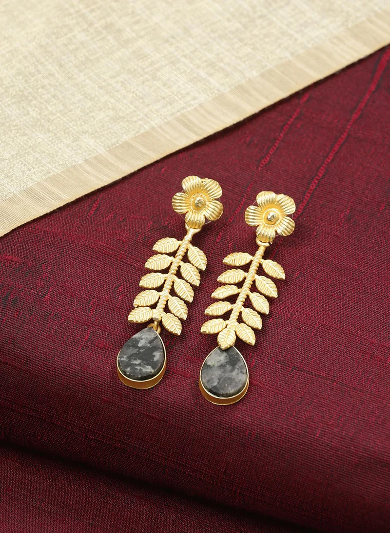 SOHI Black Floral Artificial Drop Earring Jewellery
