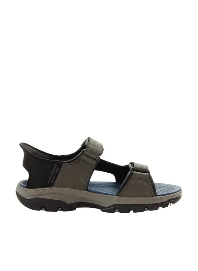 SKECHERS صندل سكيشرز للرجال Tresmen-Reece ذو حزامين مفتوح من الأمام، رمادي، 11 عريض - Image 1