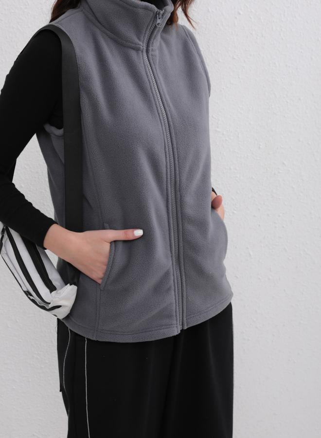 تايك تو جاكيت فليس برقبة عالية وجيوب - Image 3