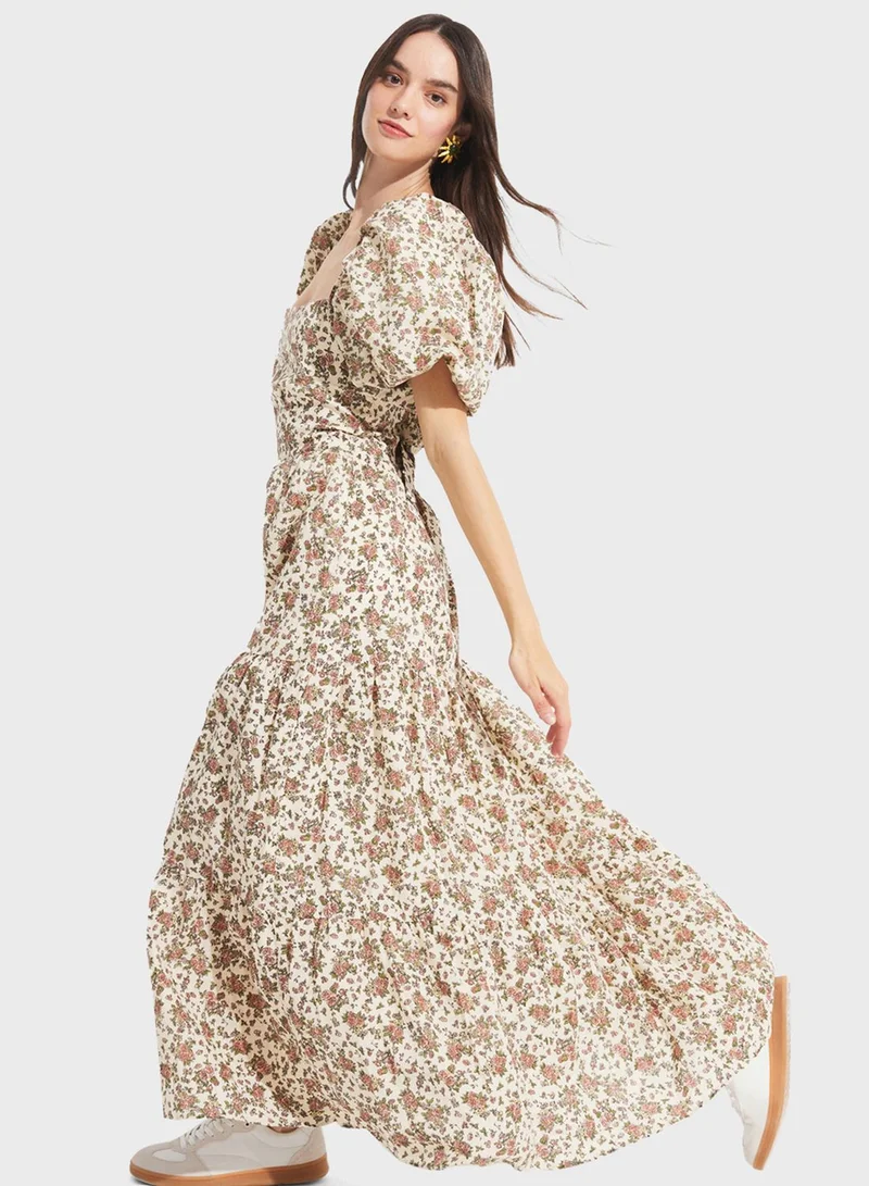JUNE Floral Puff-Sleeve Dress