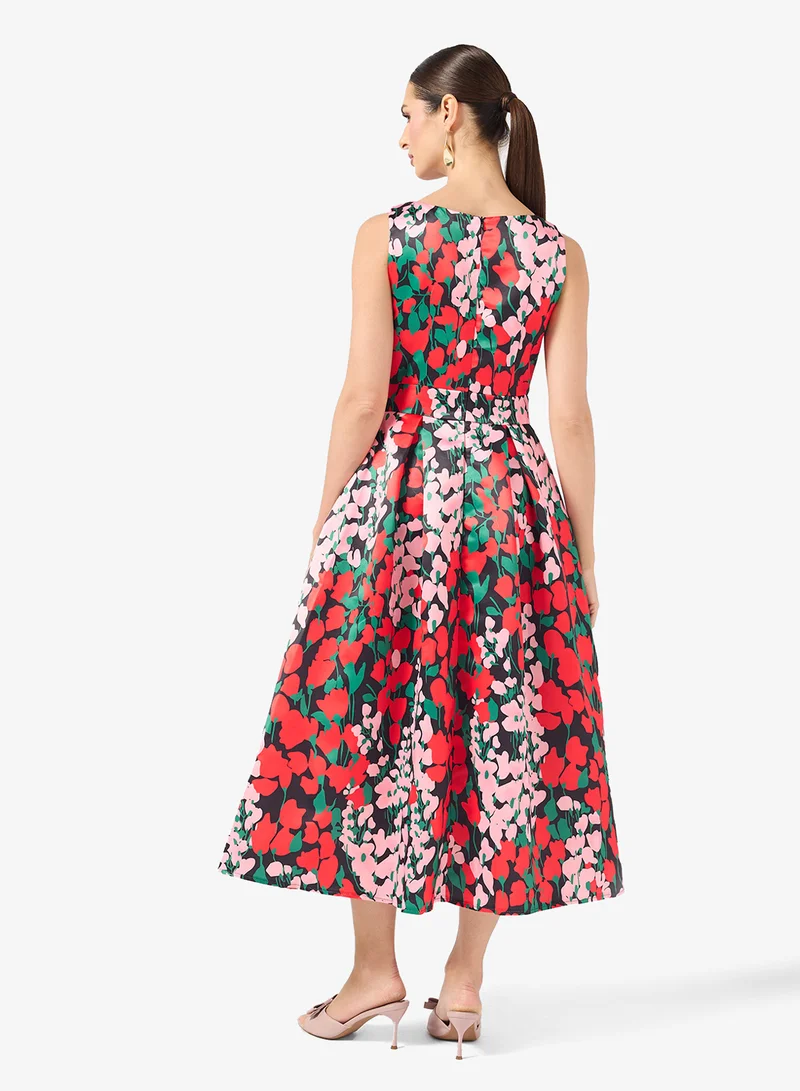 ايلا فستان بطبعة زهور