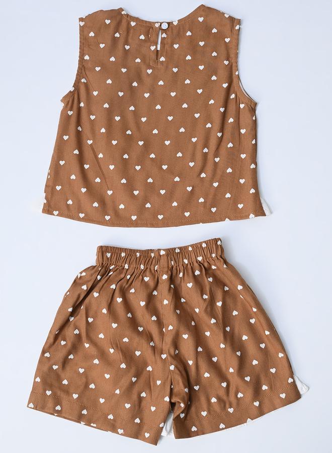 بيلا مودا طقم بلوزة وشورت بطبعات وحواف مكشكشة من بيلا مودا - Image 3