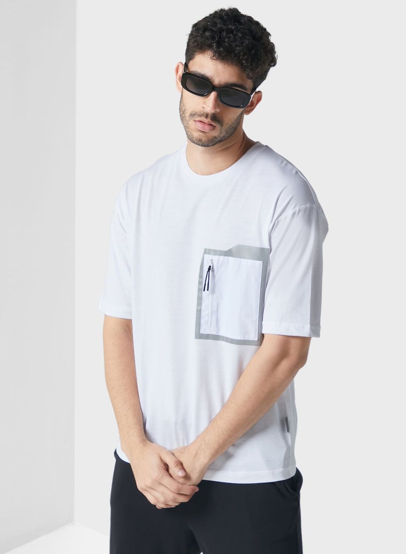 izzue Logo T-Shirt - Image 1