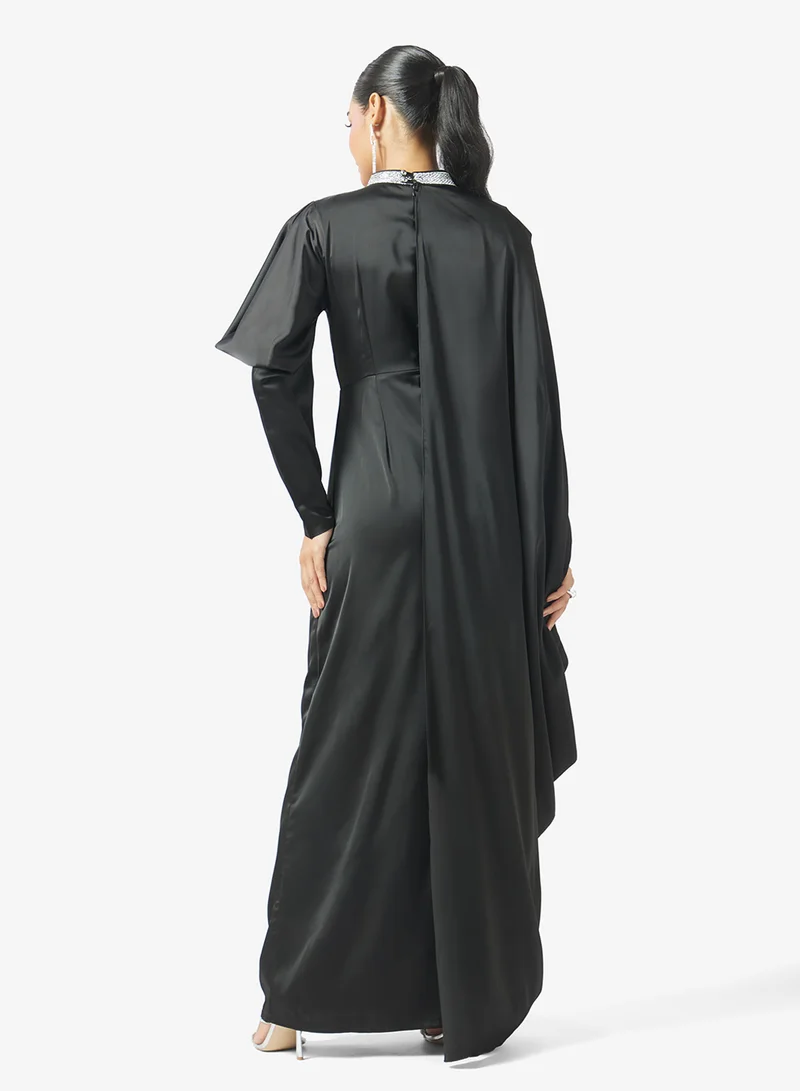 جولدن ابل Mock Neck  Maxi Dress