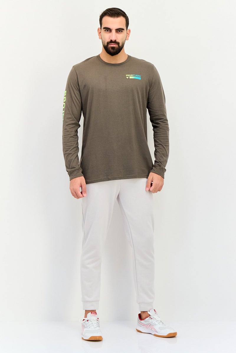 UNDER ARMOUR تي شيرت رياضي للرجال بأكمام طويلة من مشروع روك، زيتوني - Image 4