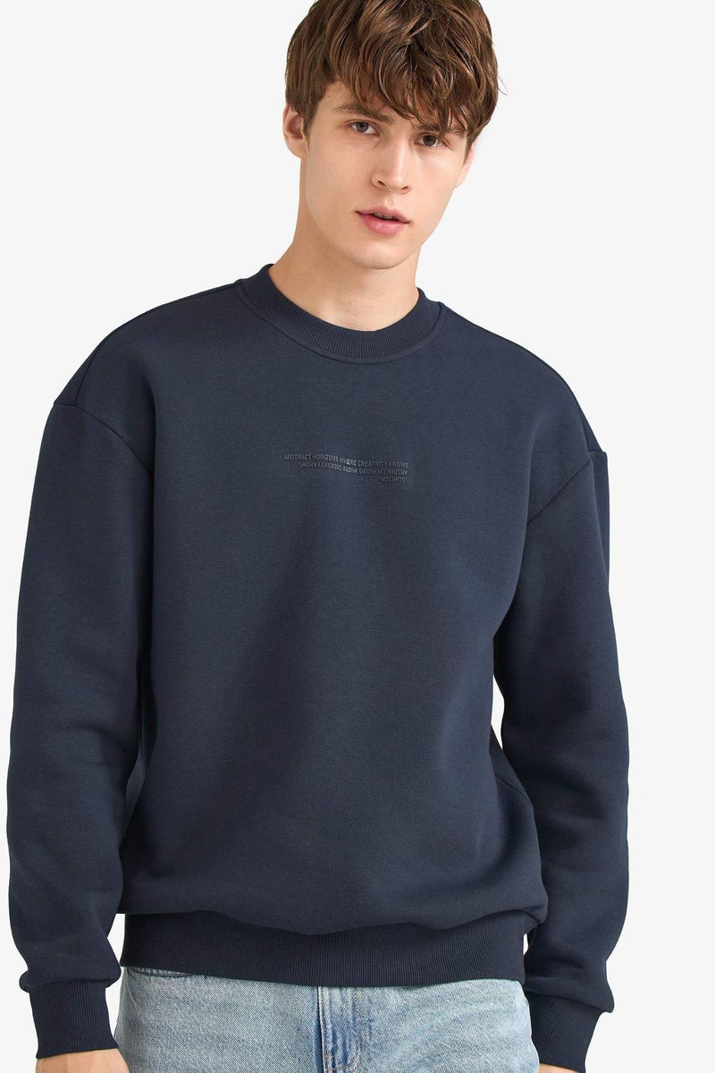 DeFacto Boxy Fit Crew Neck Soft Inside Printed Sweatshirt - Image 3