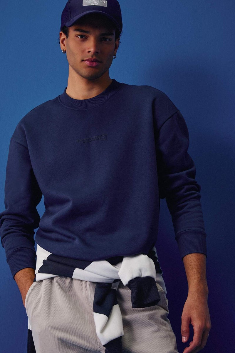 DeFacto Boxy Fit Crew Neck Soft Inside Printed Sweatshirt - Image 1