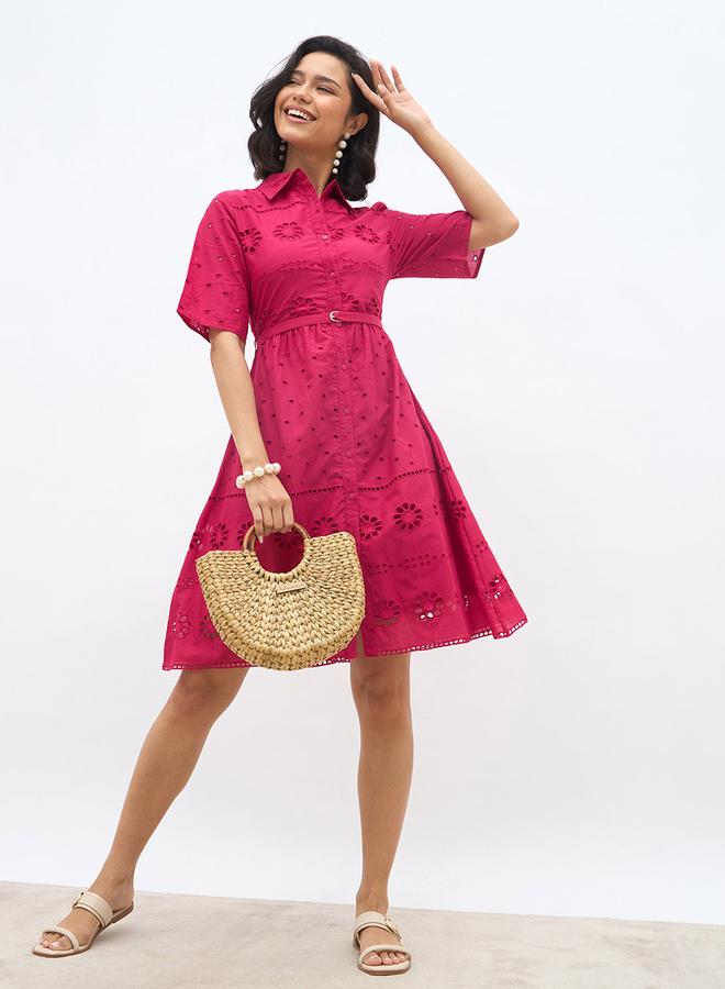 ستايلي فستان قصير بأكمام قصيرة مطرز - Image 1