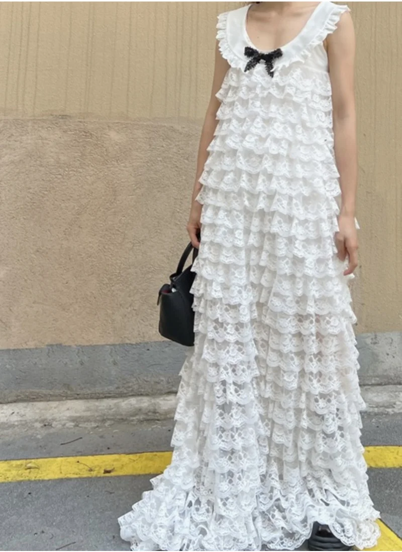 Madam Uniq Sweet Lace Sleeveless Round Neck Tiered Cake Maxi Dress