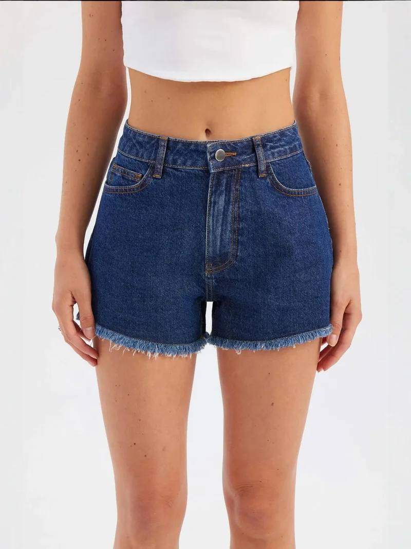 زوبعة شورت جينز عالي الخصر سادة