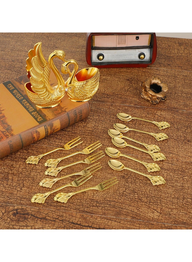 general The swan-shaped fork and spoon set is convenient to use and serves both as a storage tool and a table decoration - Image 2