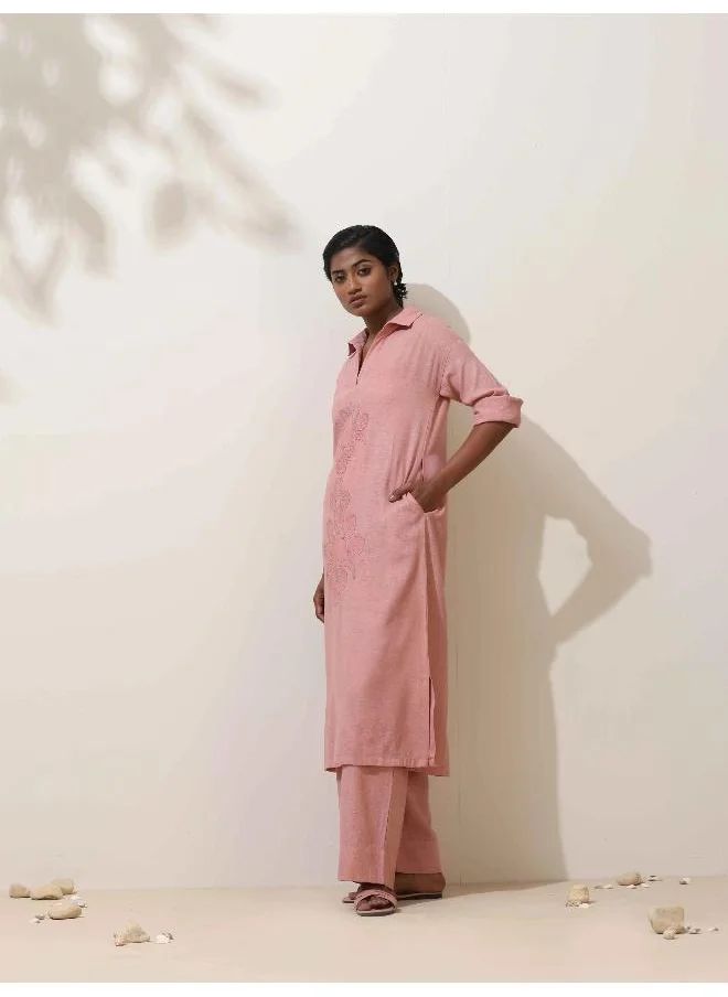 ترو برونز trueBrowns Dalia Pink Embroidered Natural Cotton Kurta Pant Set