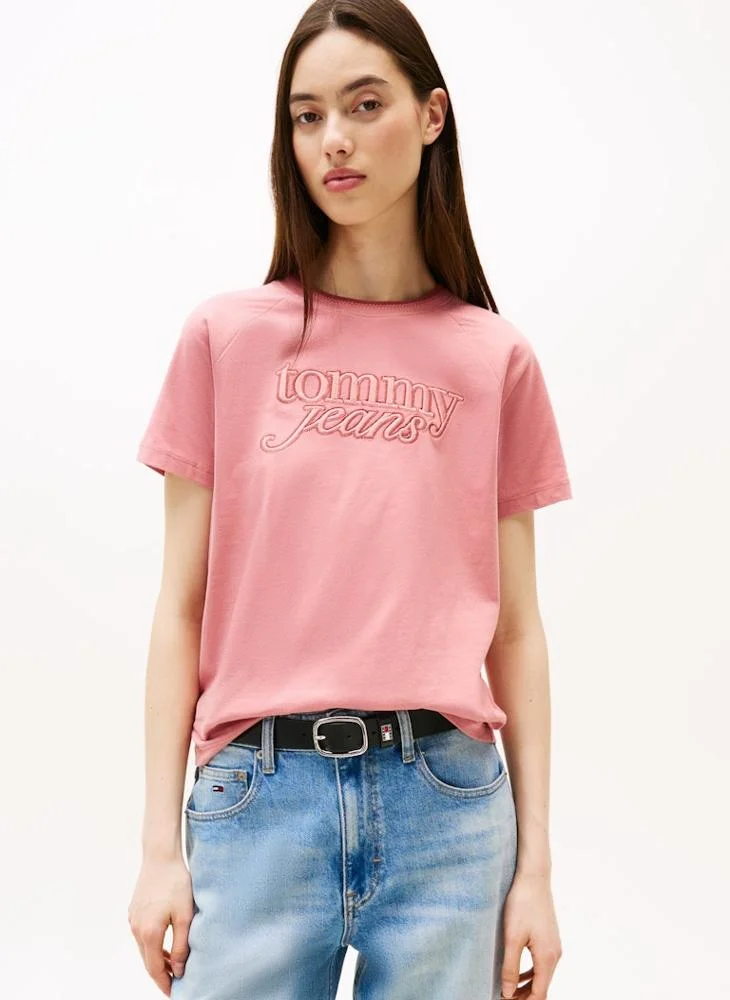 TOMMY JEANS Graphic Crew Neck T-Shirt