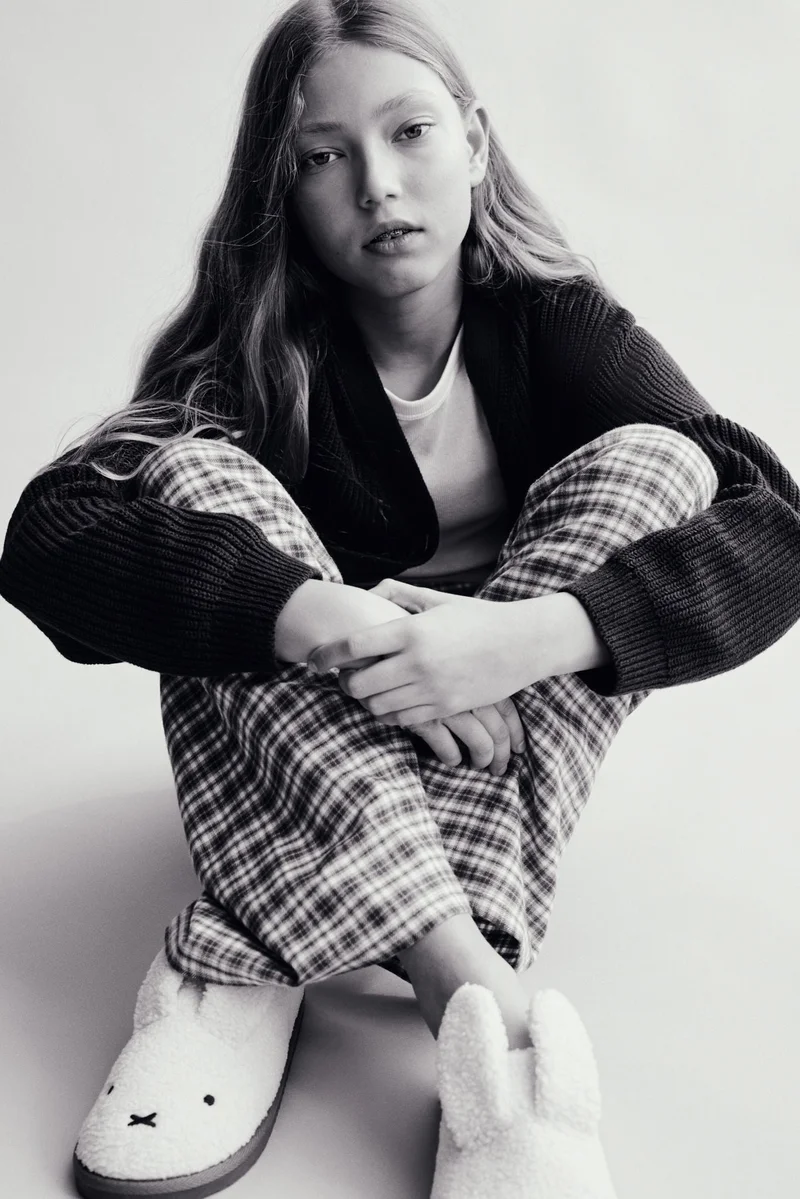 اتش اند ام بنطلون من قماش بوبلين قطني