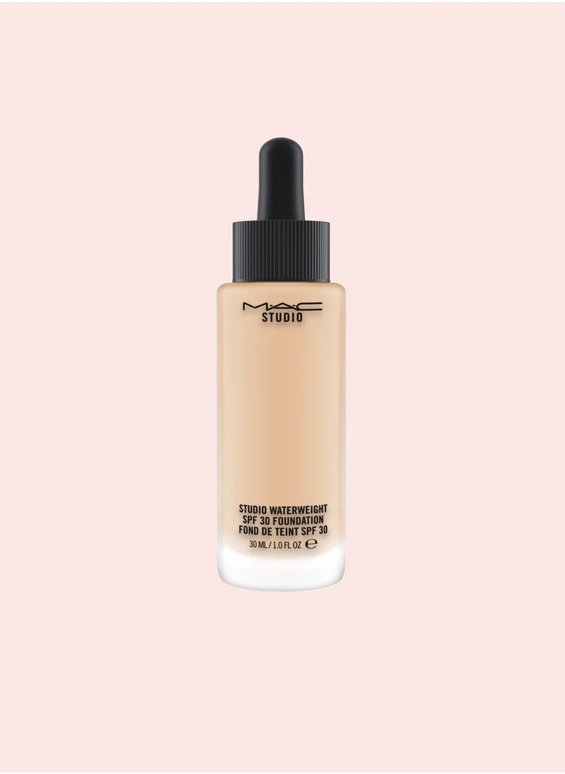 MAC Cosmetics Studio Waterweight SPF 30 Foundation - NC25