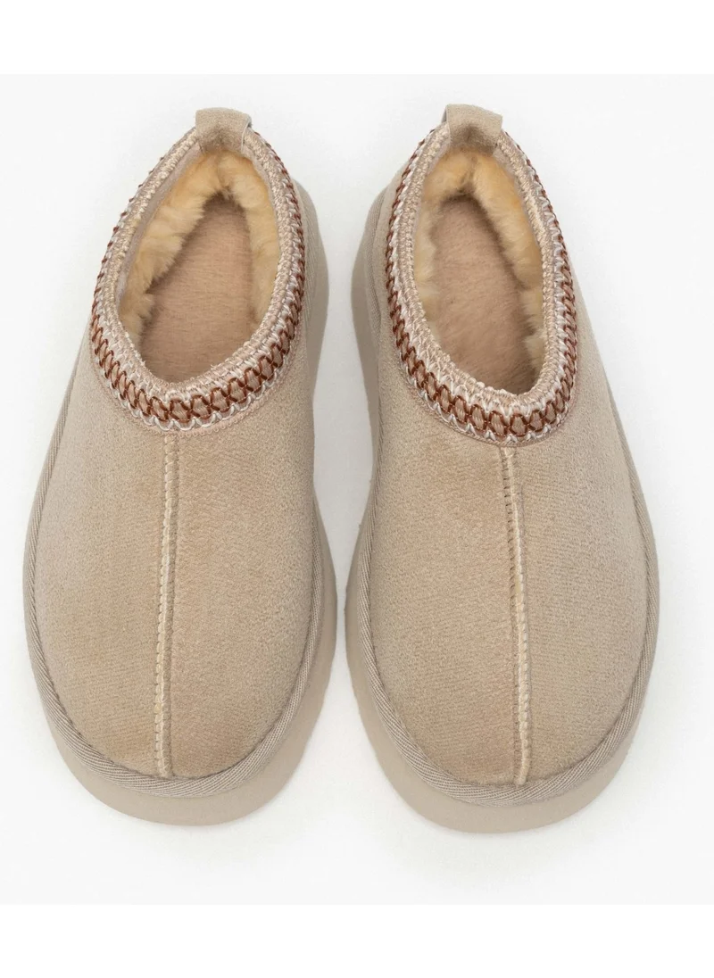 نيشانتاشي شوز Sweet Sand Beige Suede Fur Lined Flat Sole Sabo Home Slippers