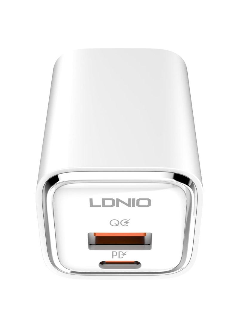 LDNIO LDNIO A2317C Fast Wall Charger EU Plug With Lightning Cable And USB Type C Ports 30W - White  - Image 3