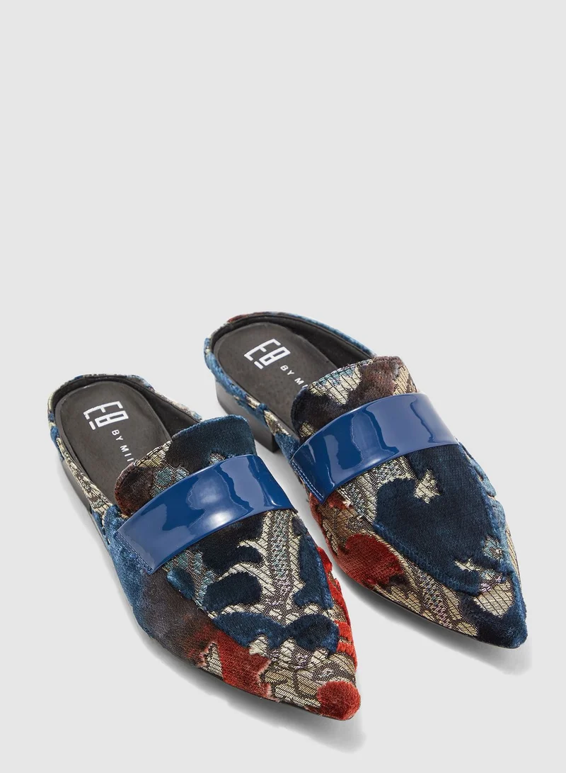 eeight Lovisa Slip On