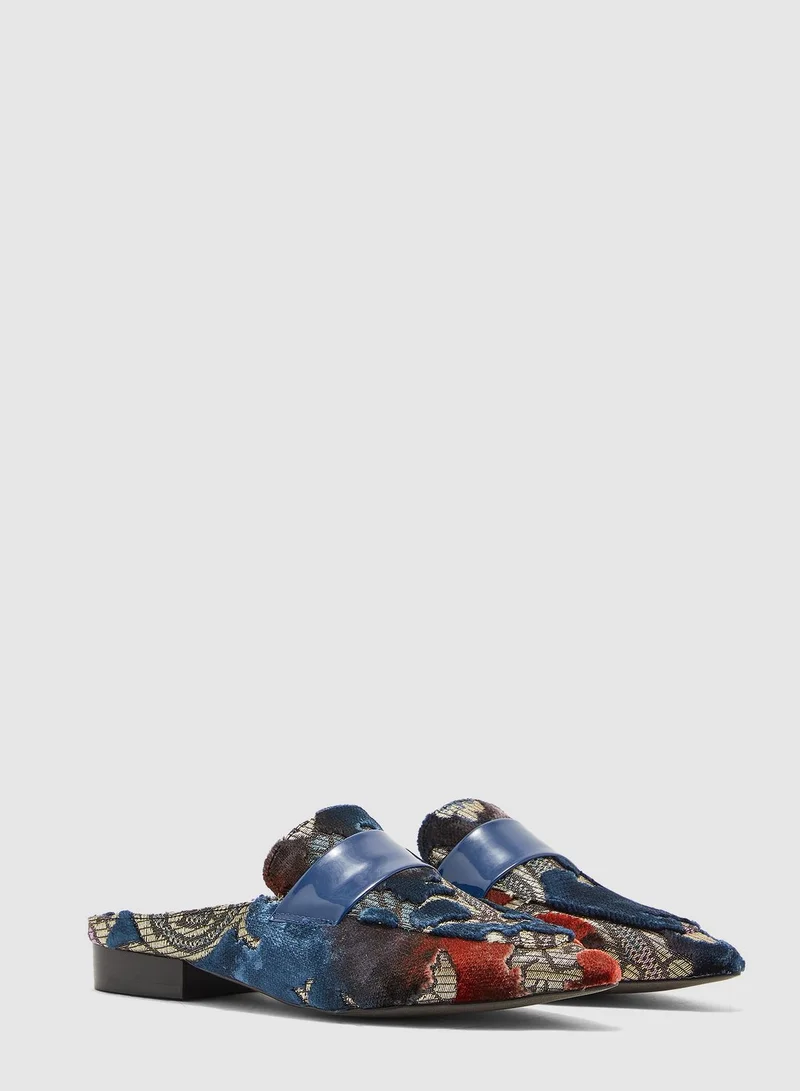 eeight Lovisa Slip On