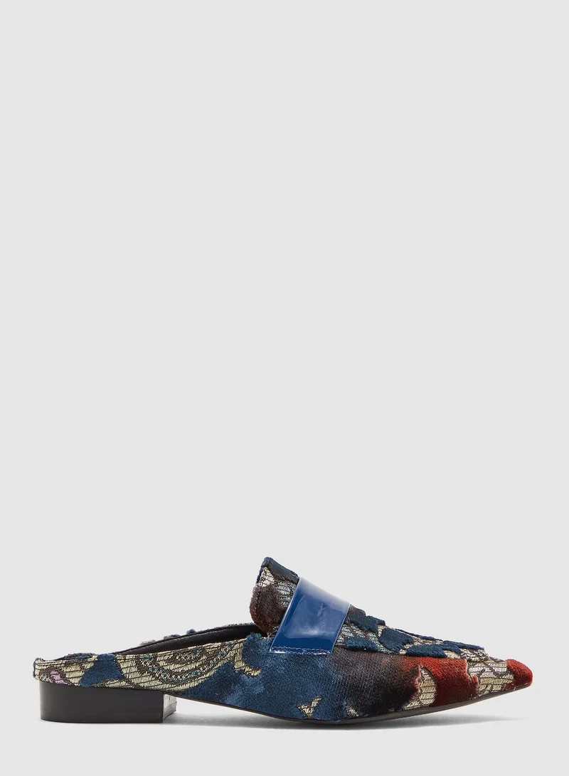 eeight Lovisa Slip On