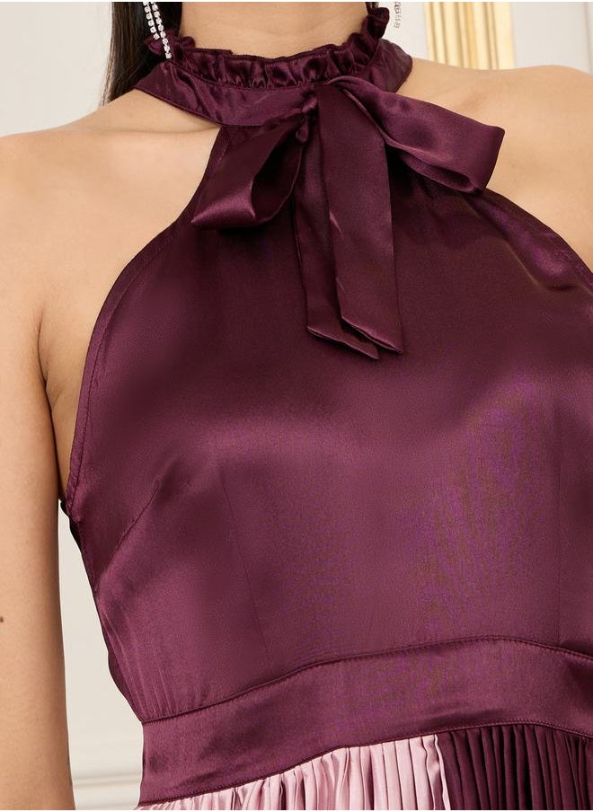 Styli Colorblock Pleated Halter Neck A-Line Maxi Dress  - Image 3