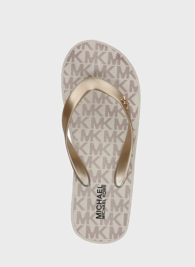 Michael Kors Youth Gage Kylo Flip Flops