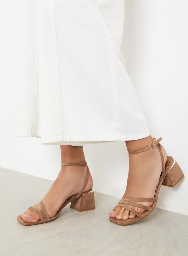 ستايلي صندل بكعب سميك وأربطة - Image 2