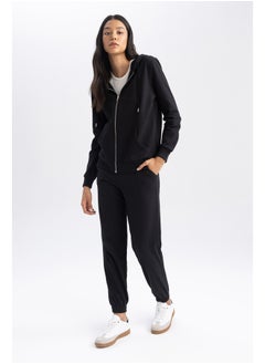 Woman Jogger Fit Knitted Trousers