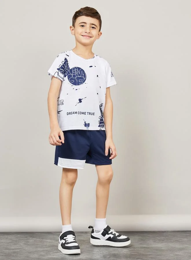 ستايلي Dream Come True Graphic Print T-Shirt & Shorts Set