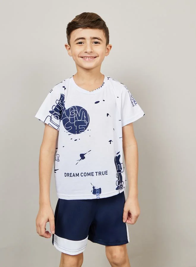 ستايلي Dream Come True Graphic Print T-Shirt & Shorts Set