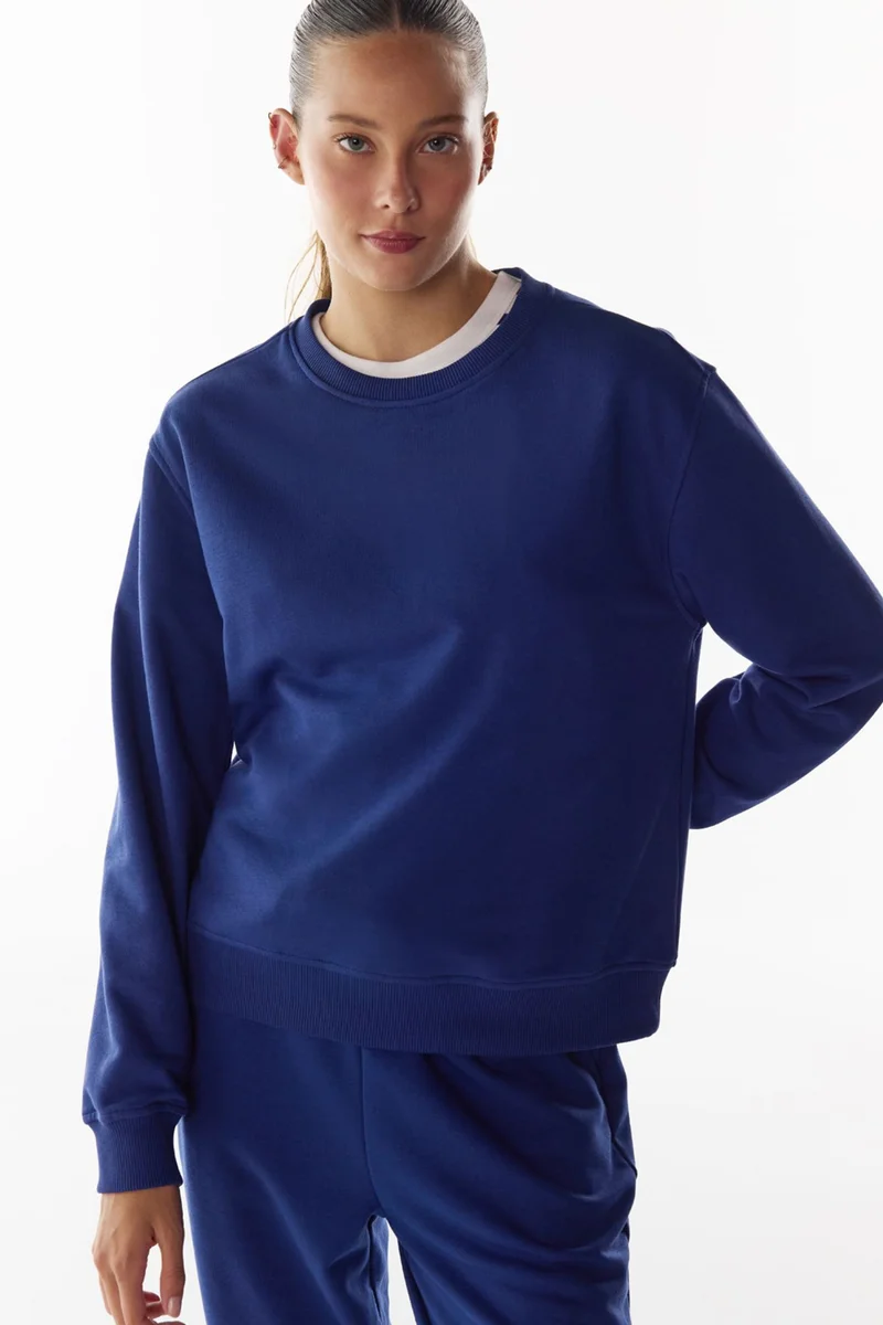 بنتي PENTI Women's Oversize Crew Neck Sweatshirt