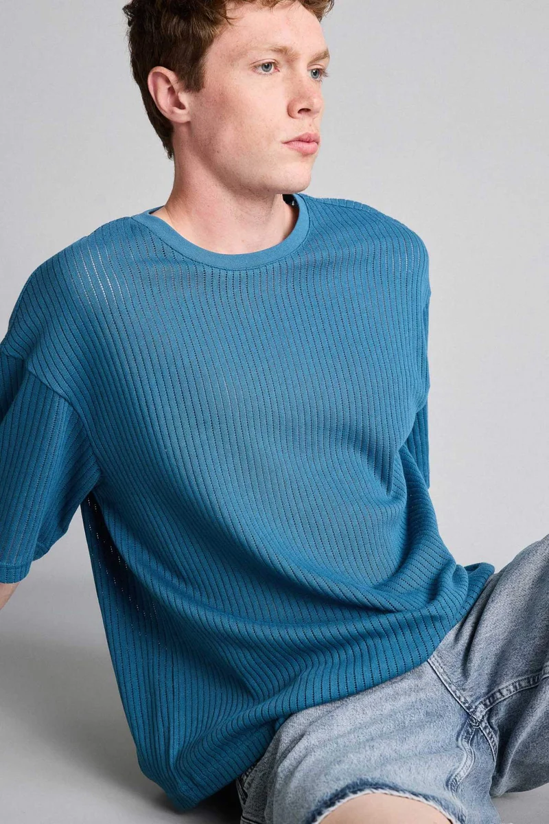 ديفاكتو Boxy Fit Crew Neck Short Sleeve T-Shirt