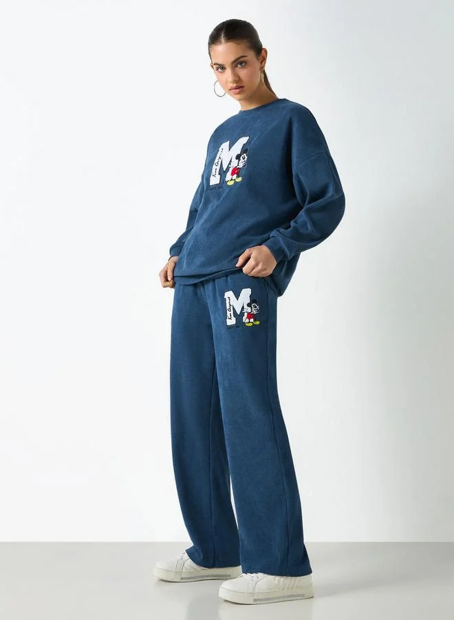 اس بي كاركترز سويت شيرت بطبعة ميكي ماوس بياقة دائرية وأكمام طويلة